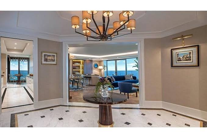 میک اینوست فارسی