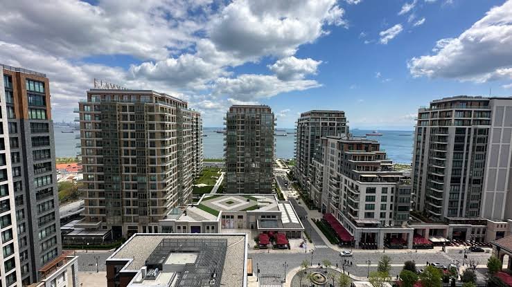 میک اینوست فارسی